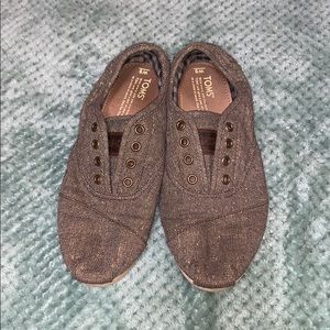 TOMS size 9, brown/gold lover style